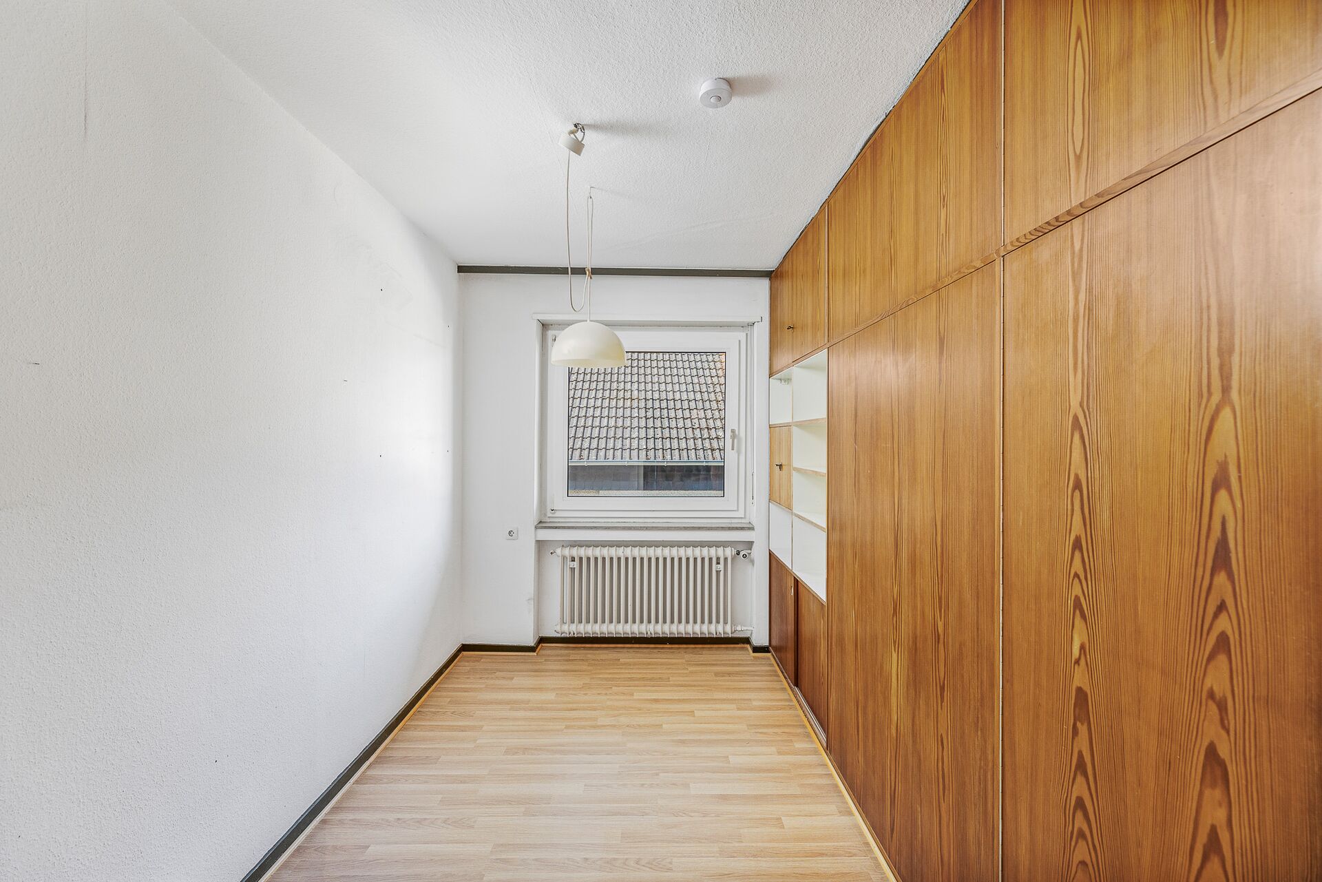Objekt-ID 2127, Großer Mönch, Zimmer