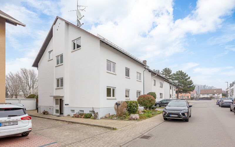 Objekt-ID 2106 Dreifamilienhaus Schriesheim, Eingang, Außenansicht, Kamil Trojan Design